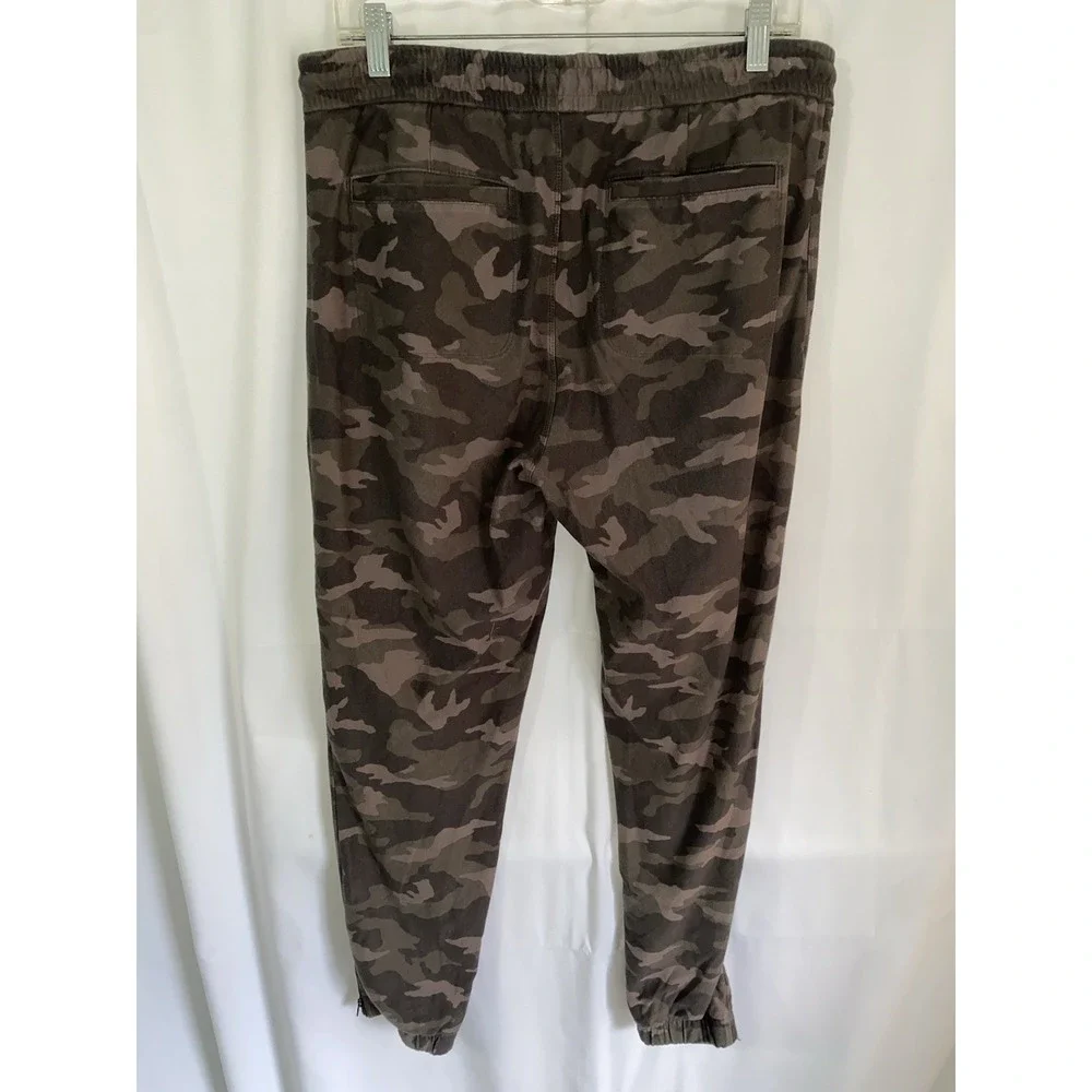 Athleta Farallon Camo‎ Jogger Pant Size 10 Elastic Waist Pockets 452893